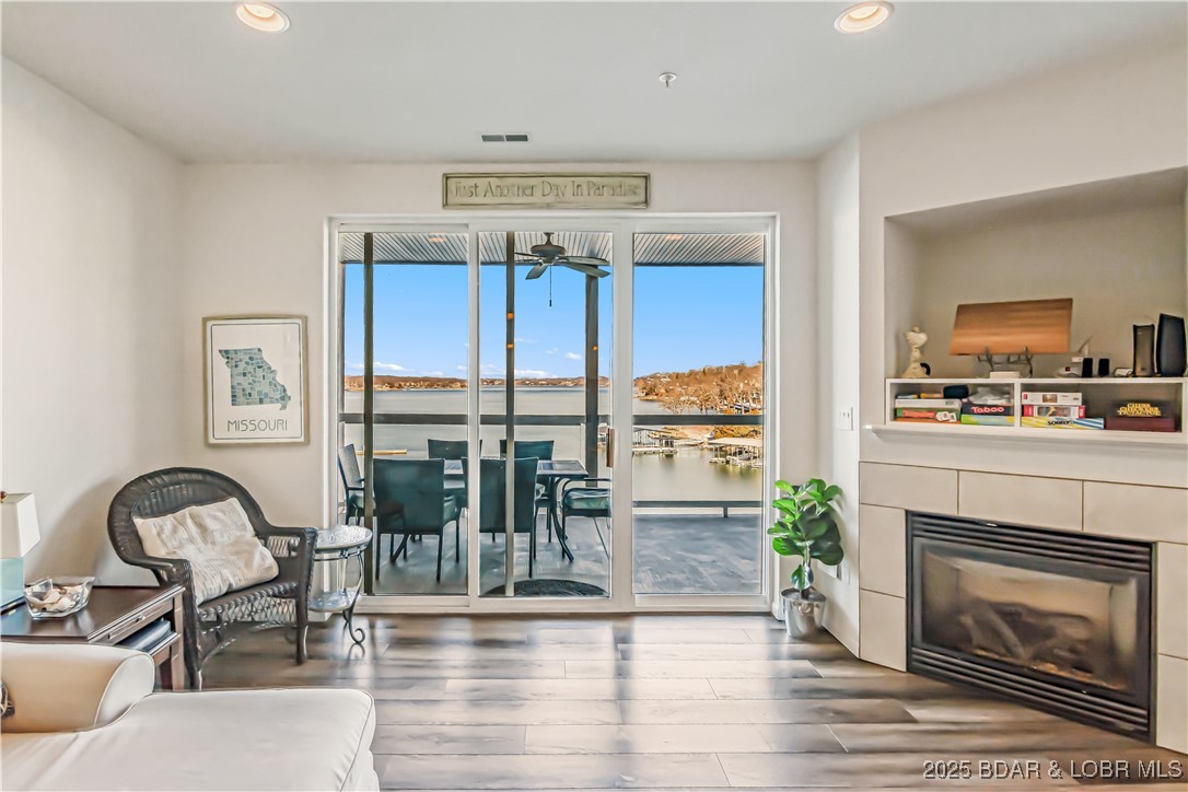 Osage Beach, Missouri 65065, United States, 3 Bedrooms Bedrooms, ,2 BathroomsBathrooms,Residential,Active,198530