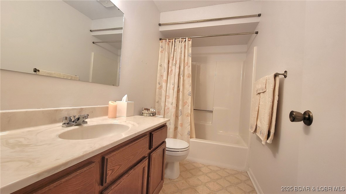 Wood Crest Condominiums - Residential