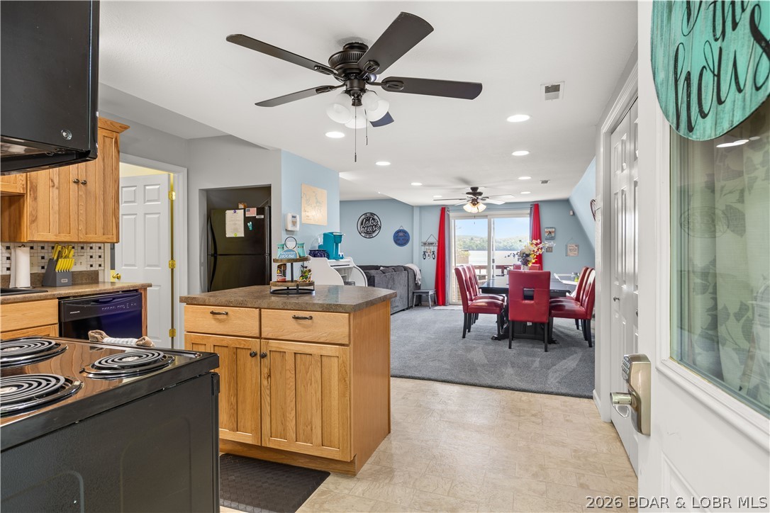 Shady Oaks - Residential