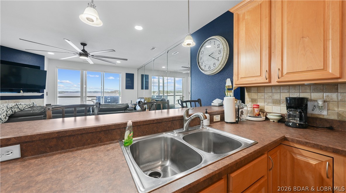 Lands End Communities Subdiv - Residential