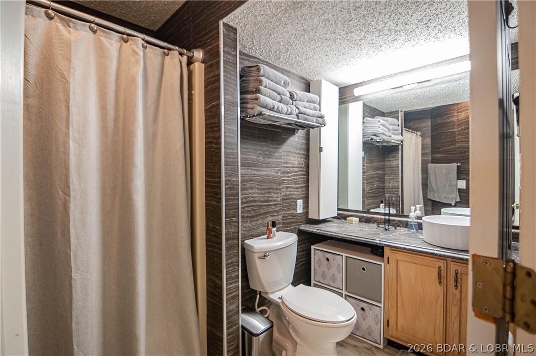 Spinnaker Point Condominiums - Residential