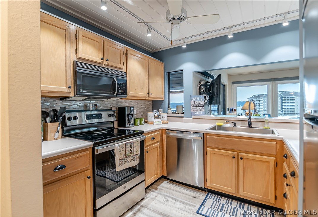 Spinnaker Point Condominiums - Residential