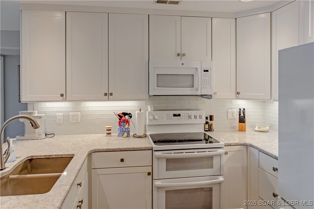 Cedar Glen Condominium - Residential