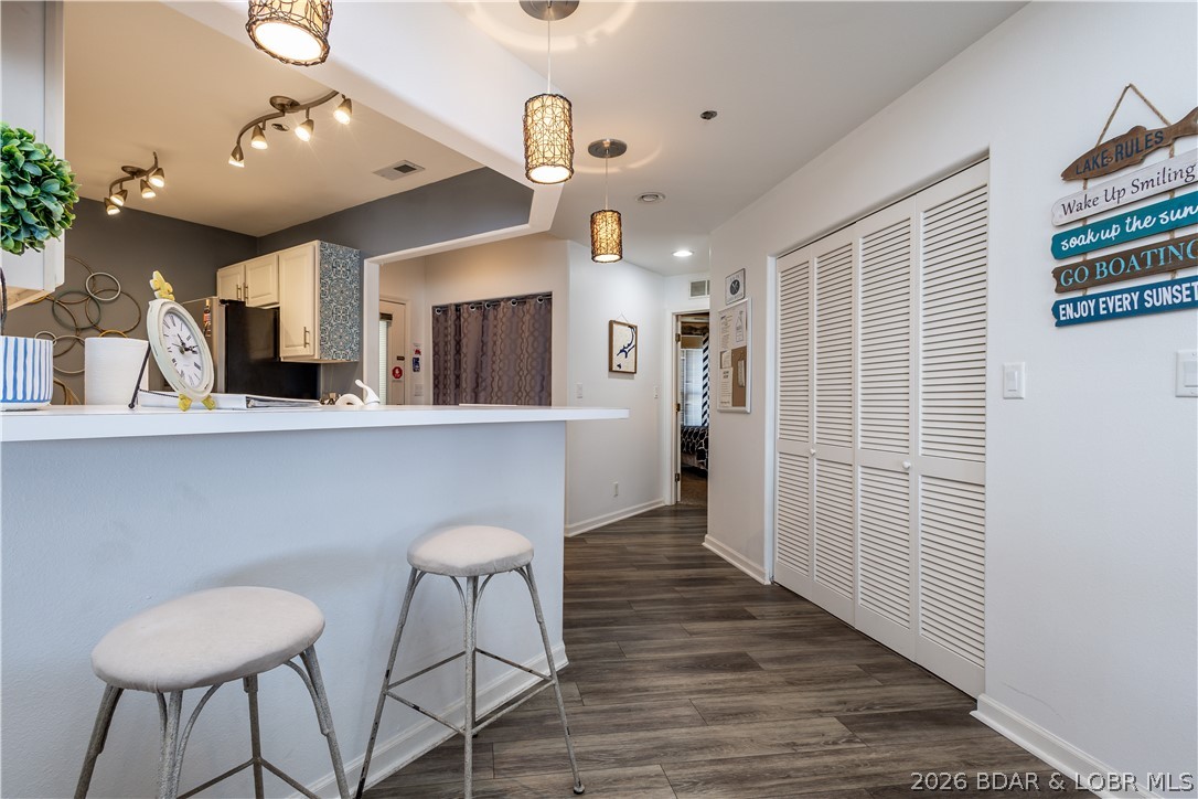 Emerald Bay Condominium - Residential