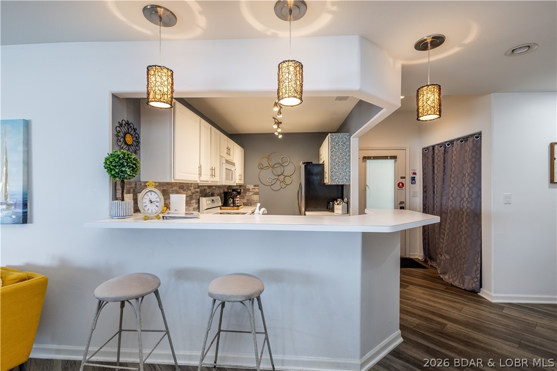 Emerald Bay Condominium - Residential