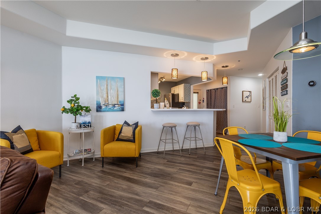 Emerald Bay Condominium - Residential