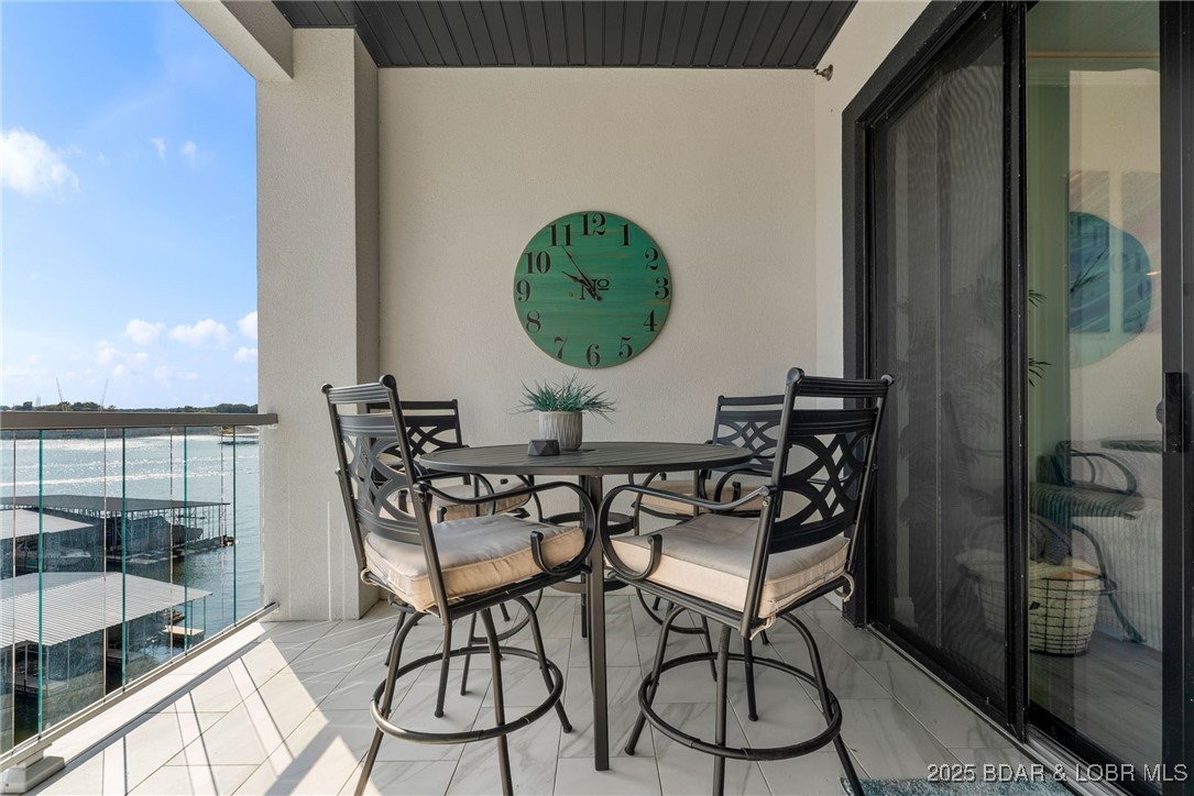 Topsiders Condominiums - Residential