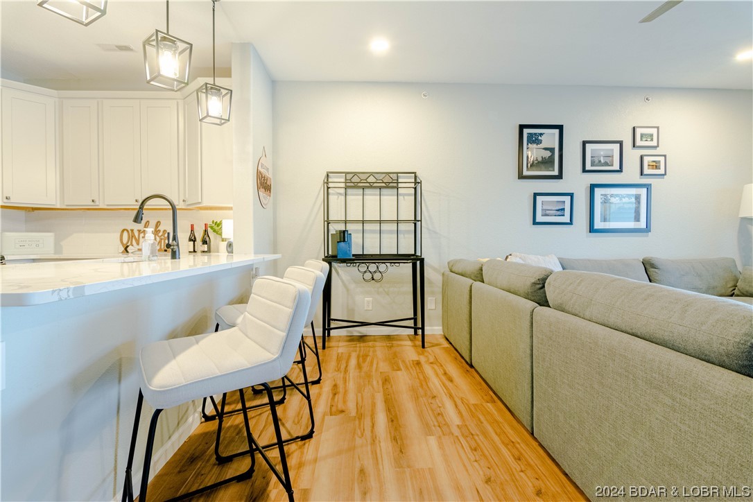 Rocky Mount, Missouri 65072, United States, 3 Bedrooms Bedrooms, ,2 BathroomsBathrooms,Residential,Contingent,64902