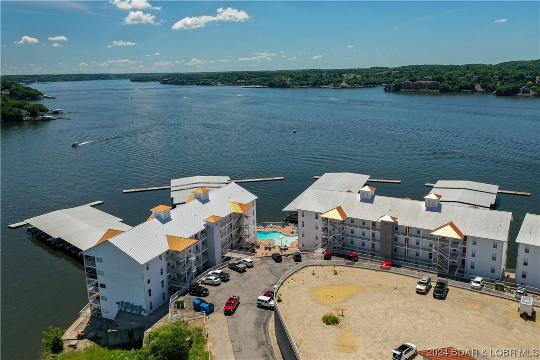 Rocky Mount, Missouri 65072, United States, 3 Bedrooms Bedrooms, ,2 BathroomsBathrooms,Residential,Contingent,64902