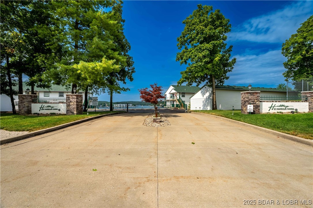 Harbour Towne Condominium - Residential