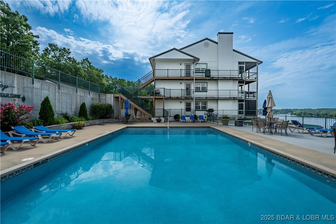 Harbour Towne Condominium - Residential