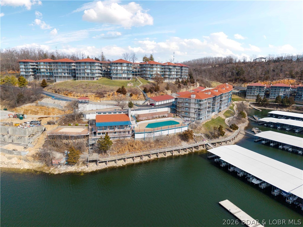 Palisades Condominium - Residential