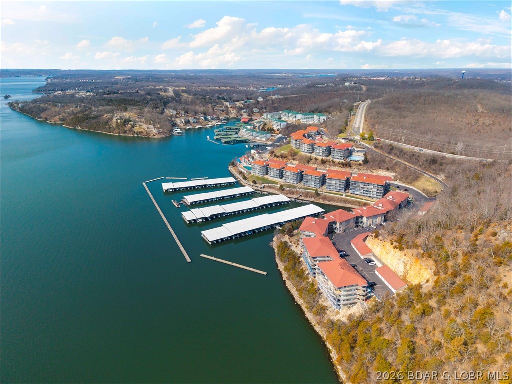 Palisades Condominium - Residential