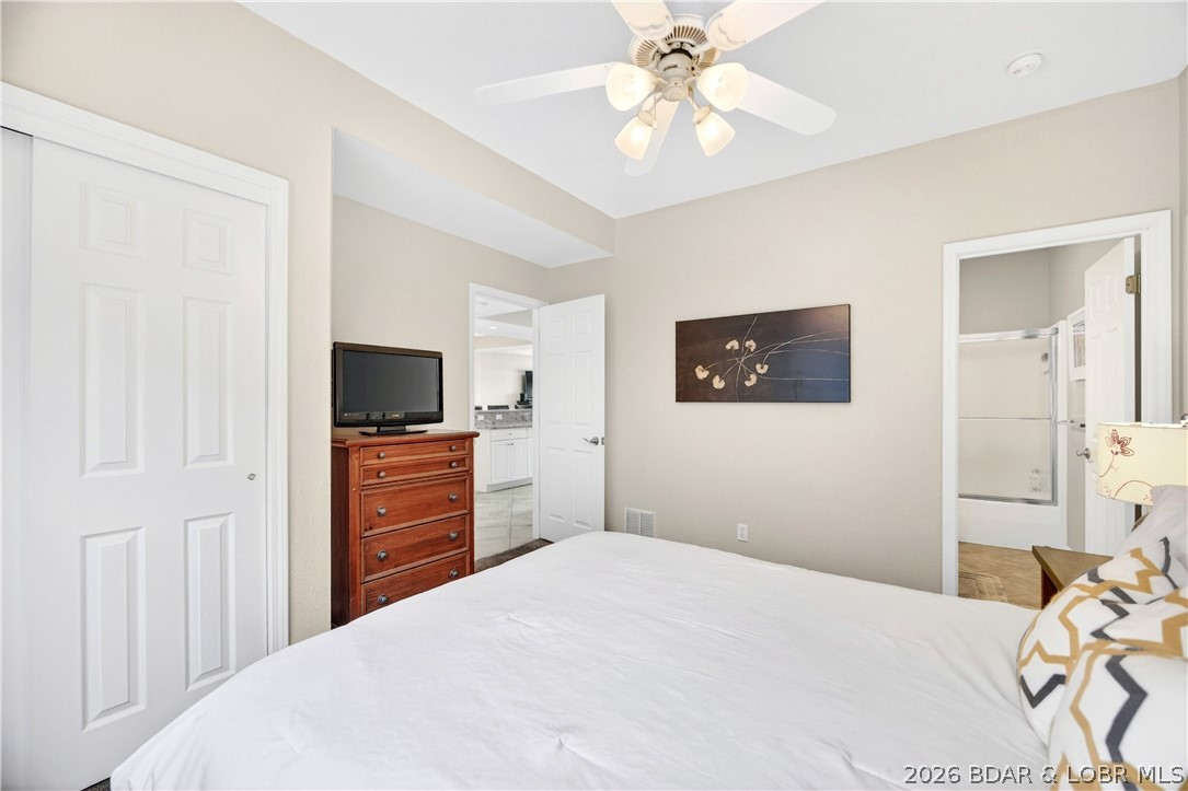 Palisades Condominium - Residential