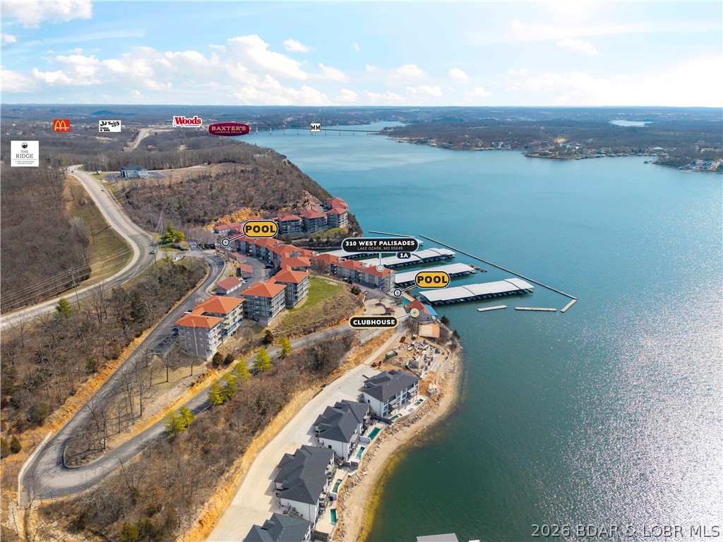 Palisades Condominium - Residential