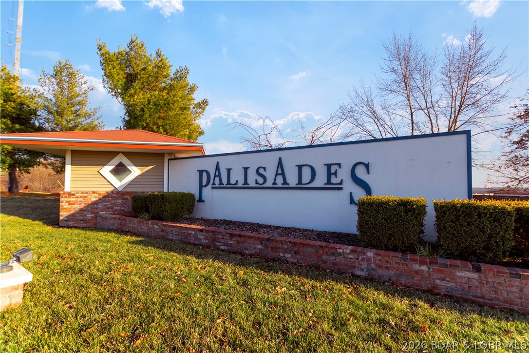 Palisades Condominium - Residential