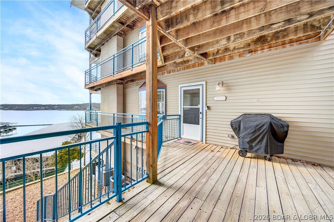 Palisades Condominium - Residential