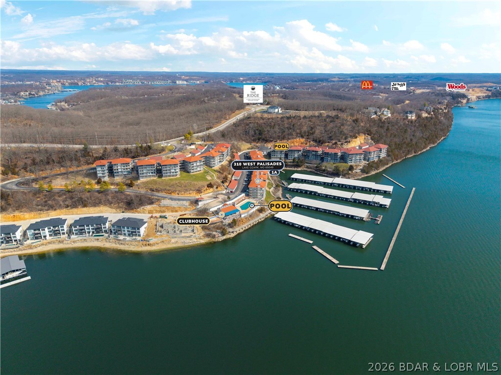 Palisades Condominium - Residential