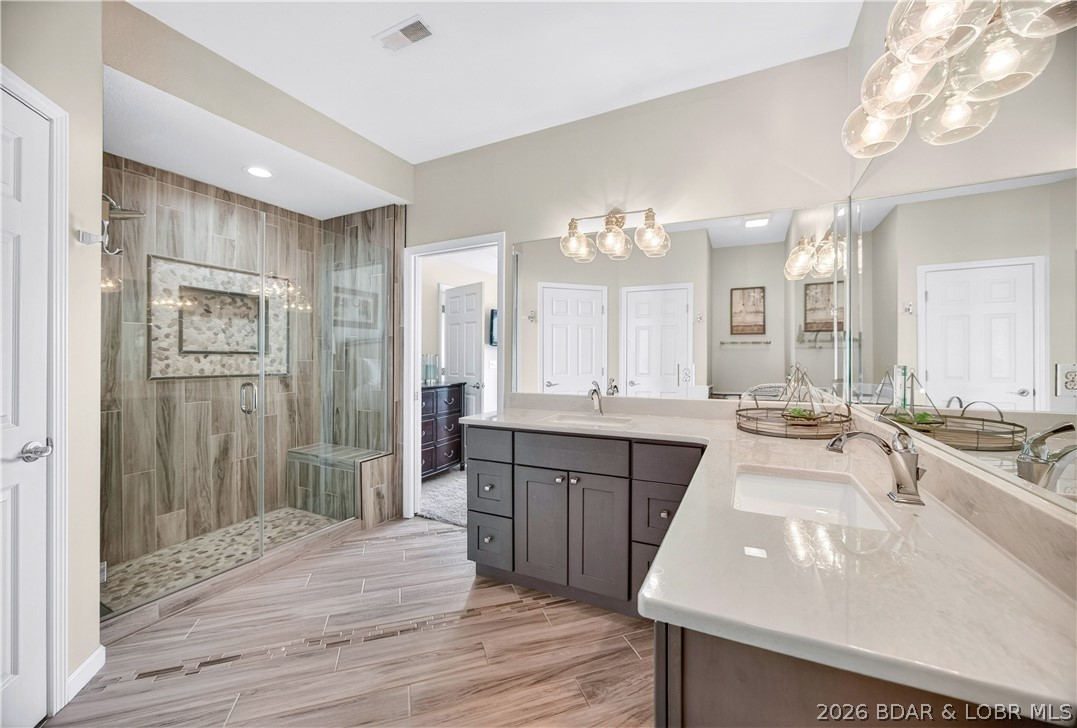 Palisades Condominium - Residential