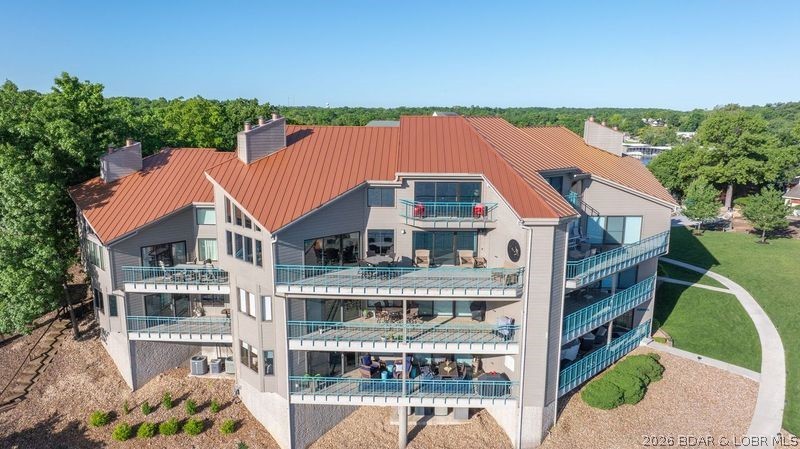 Spindrifter Condominiums - Residential