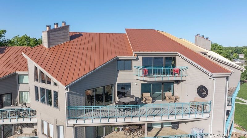 Spindrifter Condominiums - Residential