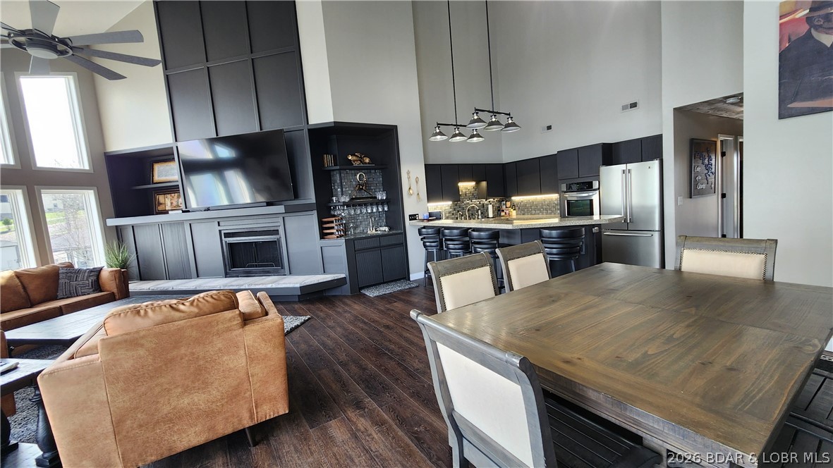 Spindrifter Condominiums - Residential