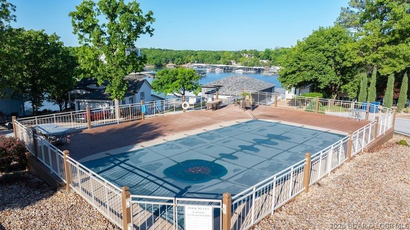 Spindrifter Condominiums - Residential