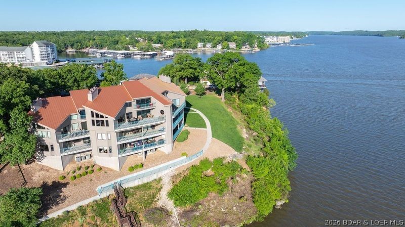 Spindrifter Condominiums - Residential