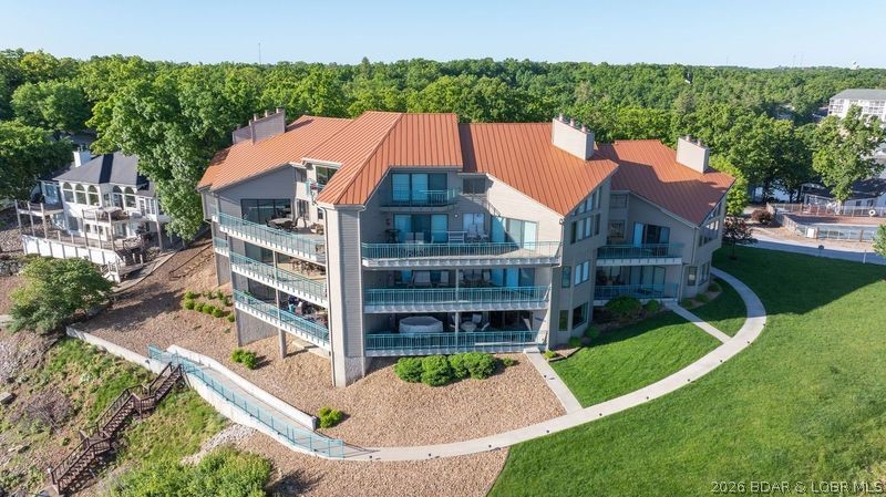 Spindrifter Condominiums - Residential