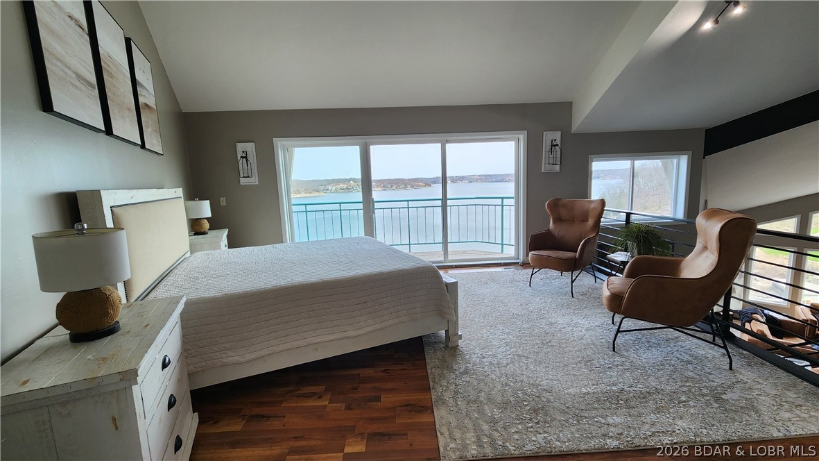 Spindrifter Condominiums - Residential