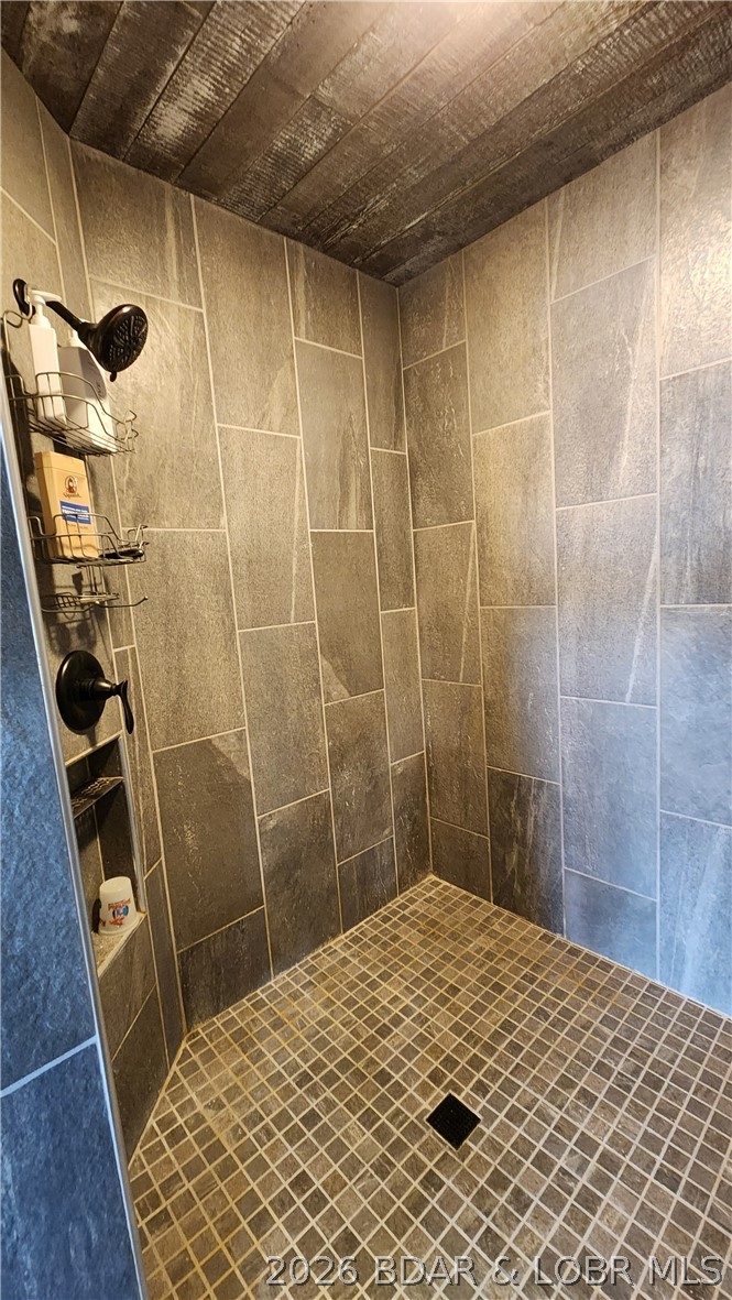 Spindrifter Condominiums - Residential