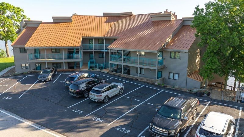 Spindrifter Condominiums - Residential