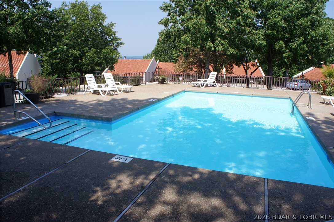 Four Seasons Racqt-Cntry Club - Residential