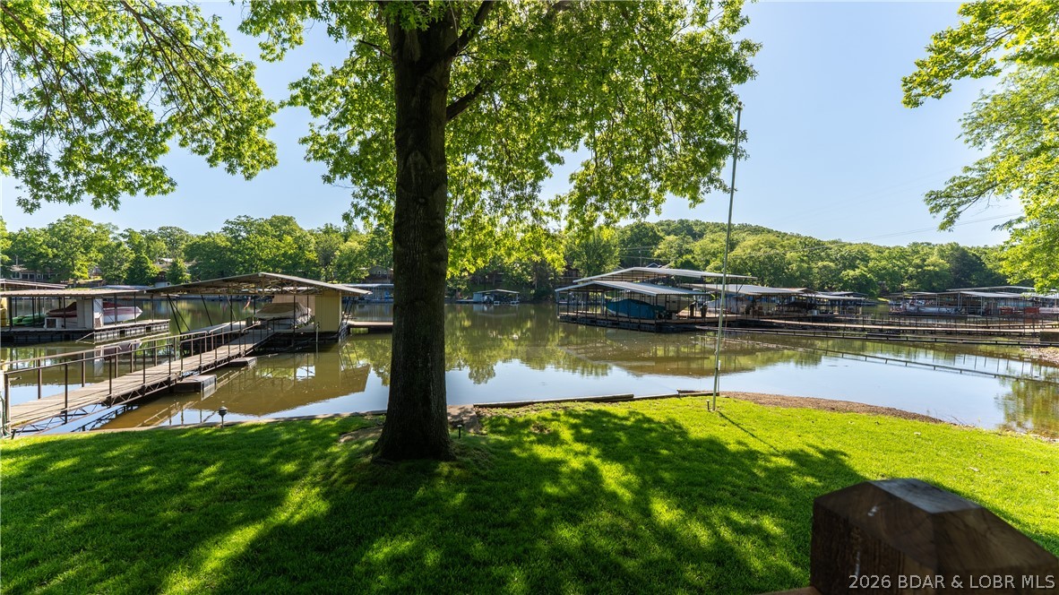 Green Lawn - Residential
