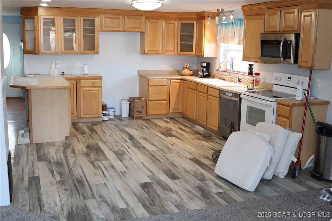 Green Lawn - Residential