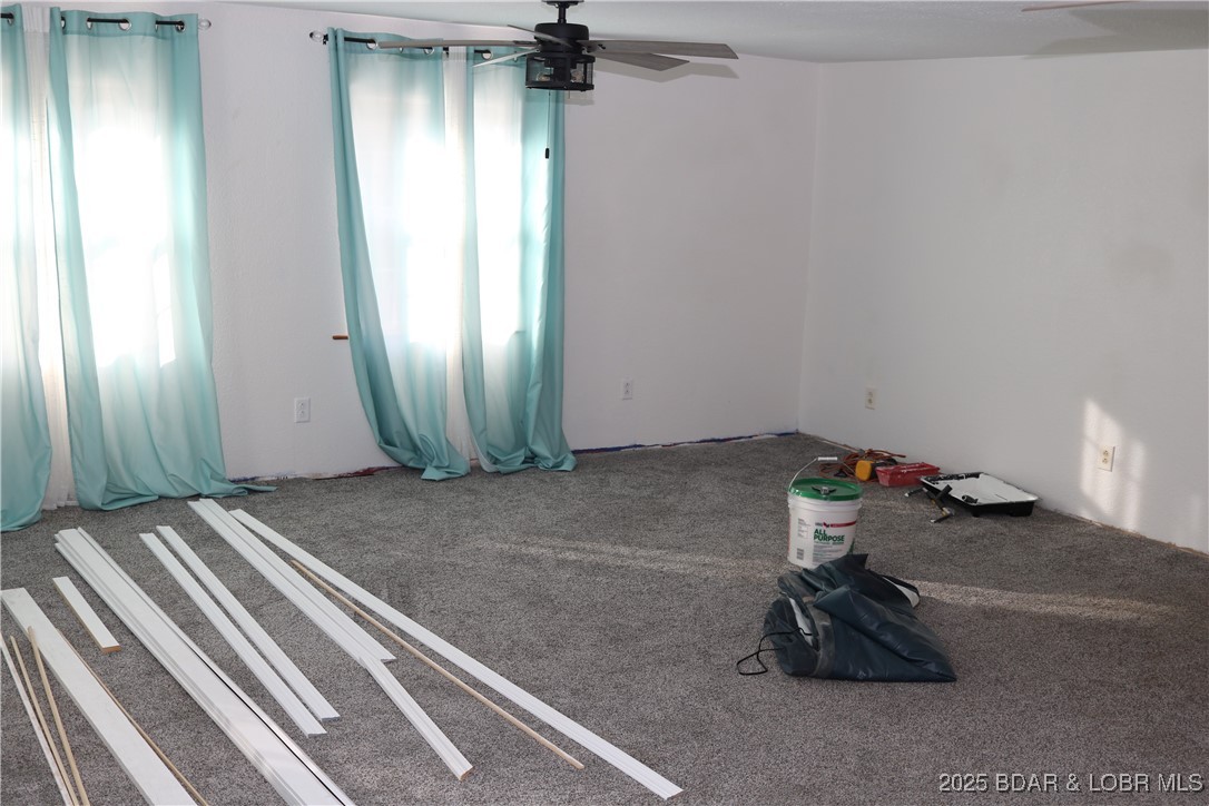 Green Lawn - Residential