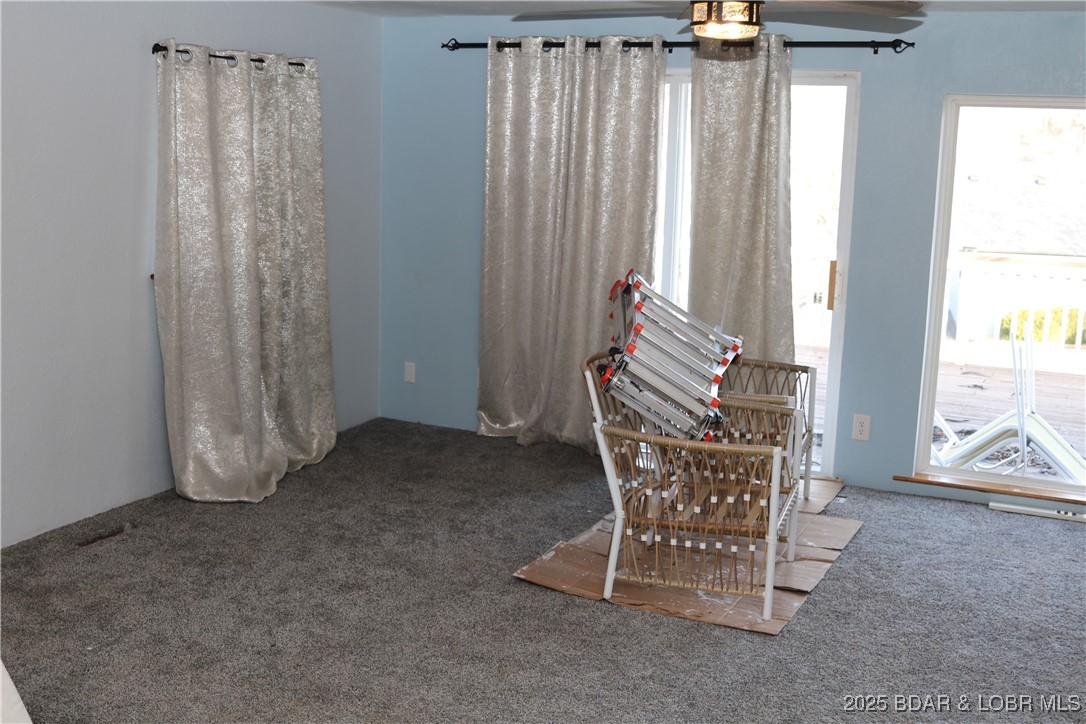 Green Lawn - Residential