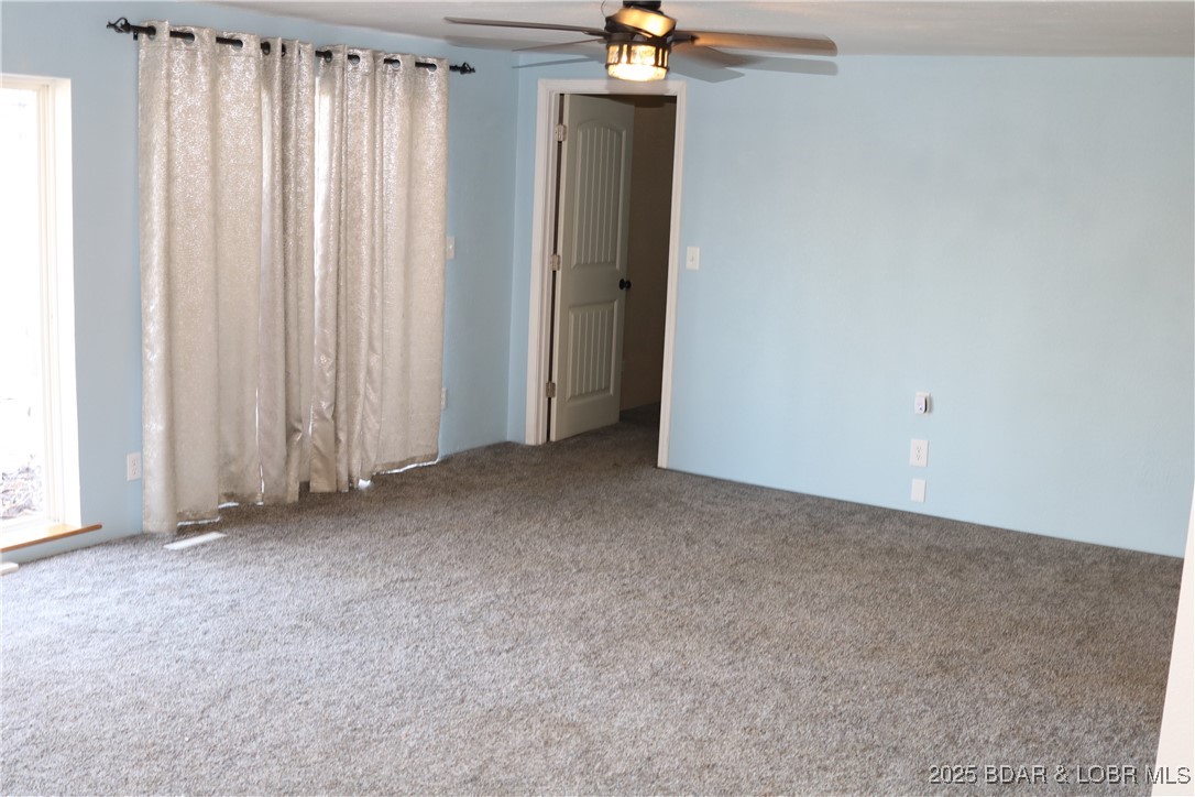 Green Lawn - Residential