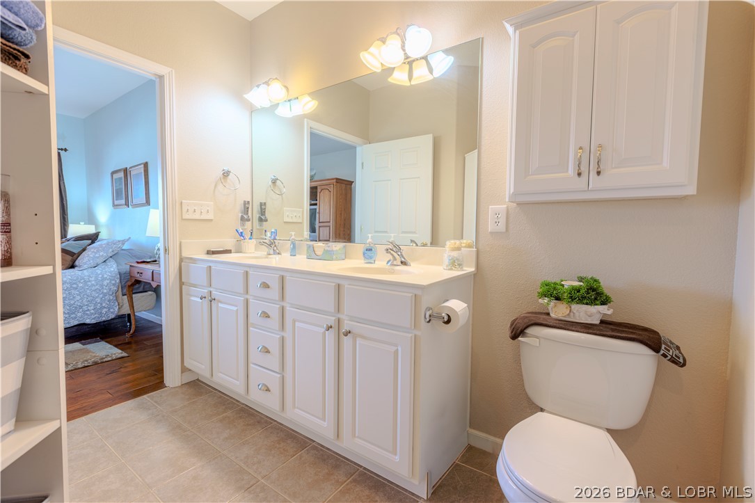 Hyd-A-Way Cove Condominiums - Residential