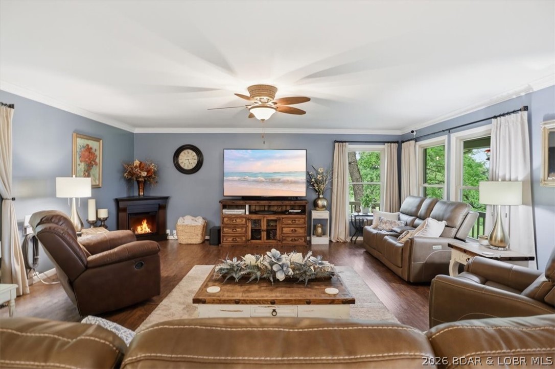 Country Club Drive - Residential