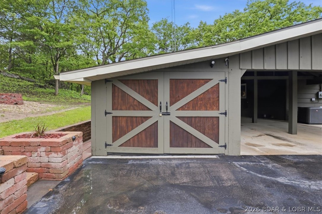Country Club Drive - Residential