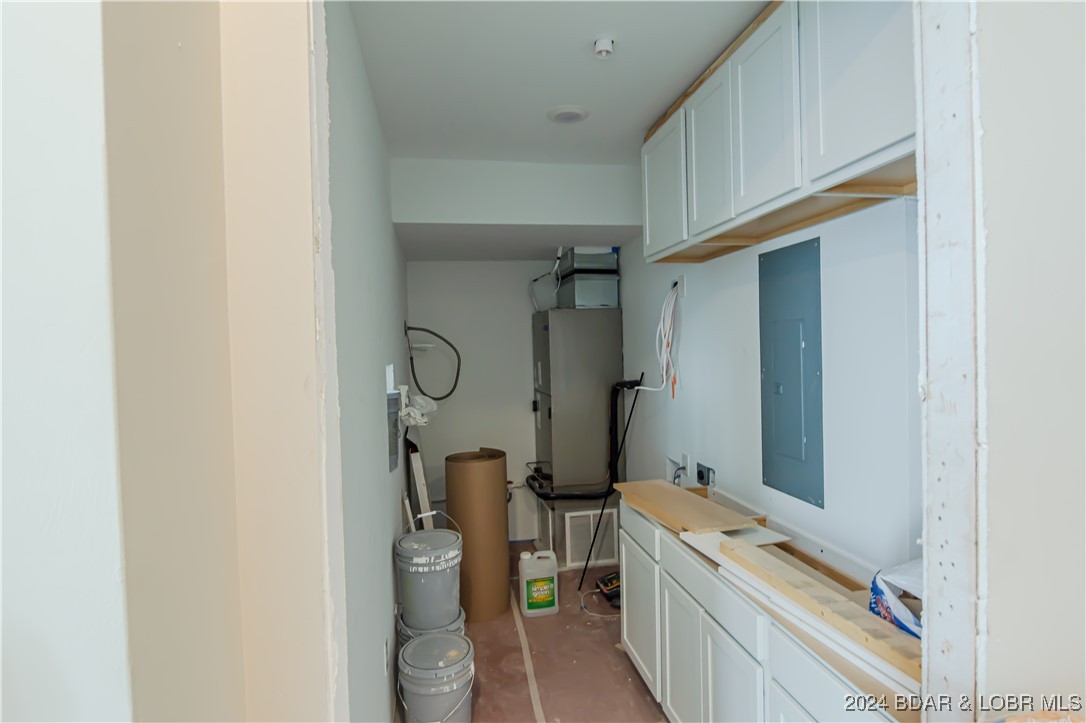 Four Seasons, Missouri 65049, United States, 5 Bedrooms Bedrooms, ,3 BathroomsBathrooms,Residential,Contingent,46465