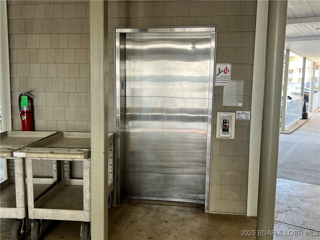 Lighthouse Pointe Condominium - Residential