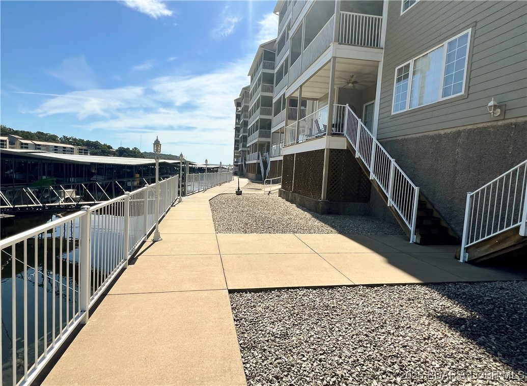Lighthouse Pointe Condominium - Residential