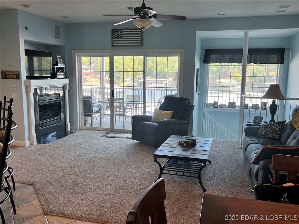 Lighthouse Pointe Condominium - Residential
