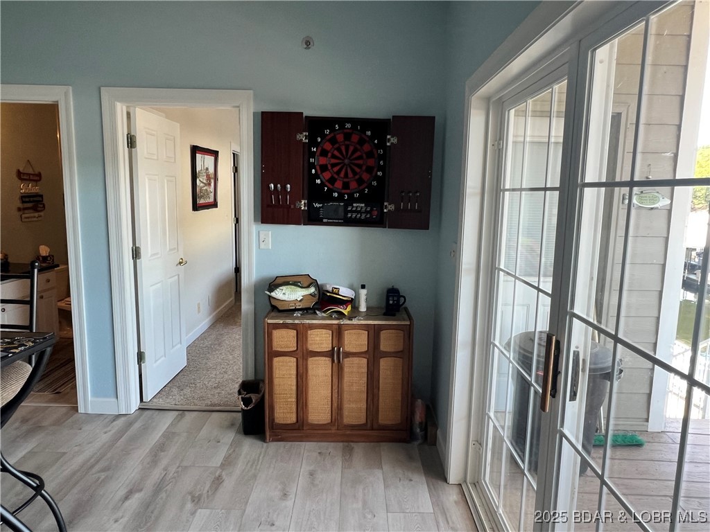 Lighthouse Pointe Condominium - Residential