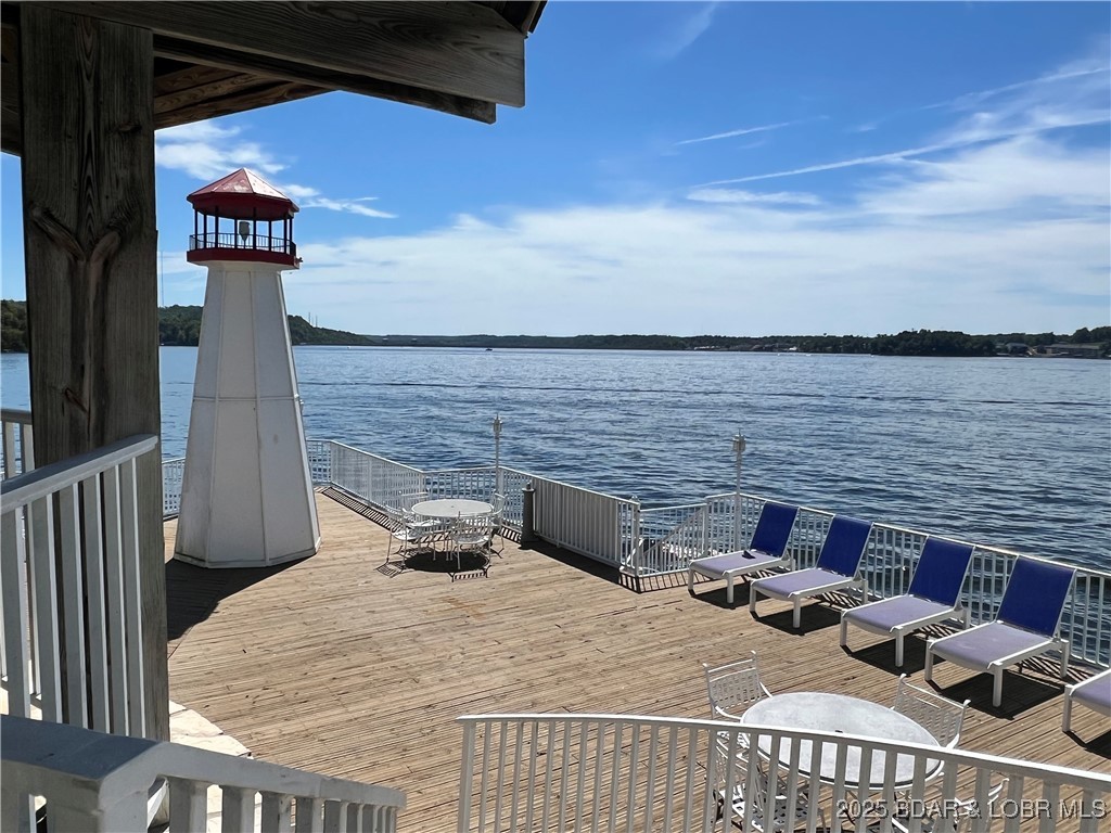 Lighthouse Pointe Condominium - Residential