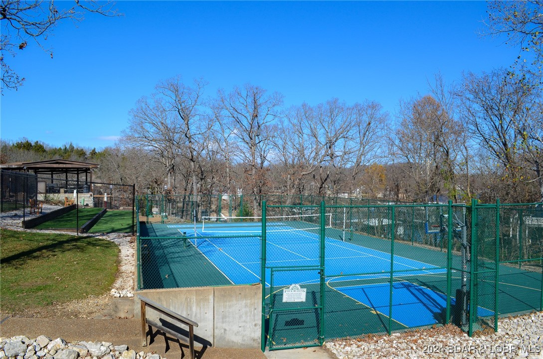 Cornett Cove No. 5 - Land