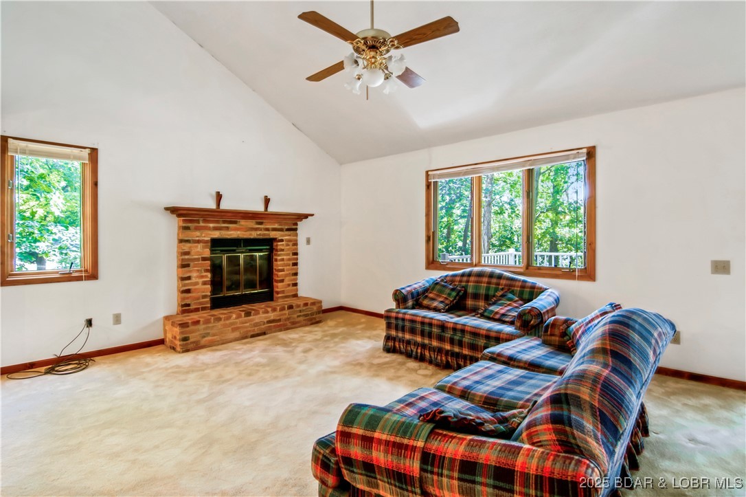 Four Seasons, Missouri 65049, United States, 3 Bedrooms Bedrooms, ,3 BathroomsBathrooms,Residential,Contingent,175553