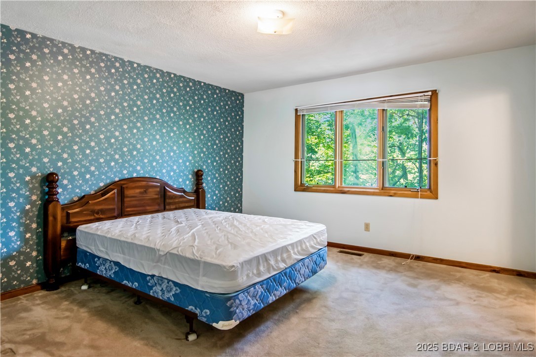 Four Seasons, Missouri 65049, United States, 3 Bedrooms Bedrooms, ,3 BathroomsBathrooms,Residential,Contingent,175553